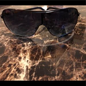 Guess Aviator Sunglasses